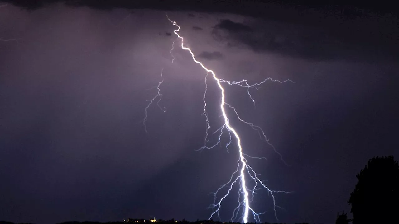 Sachsen: Unwetter in Sachsen - Blitz und Donner vor allem im Vogtland