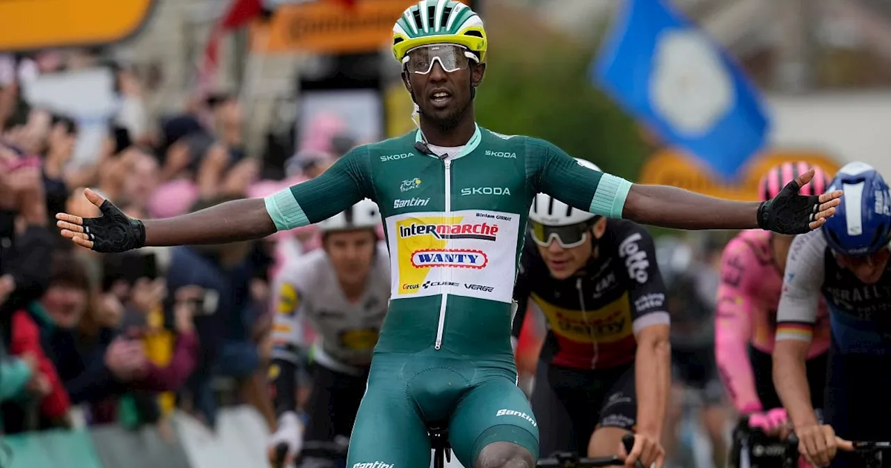 Eritreer Girmay gewinnt achte Etappe der 111. Tour