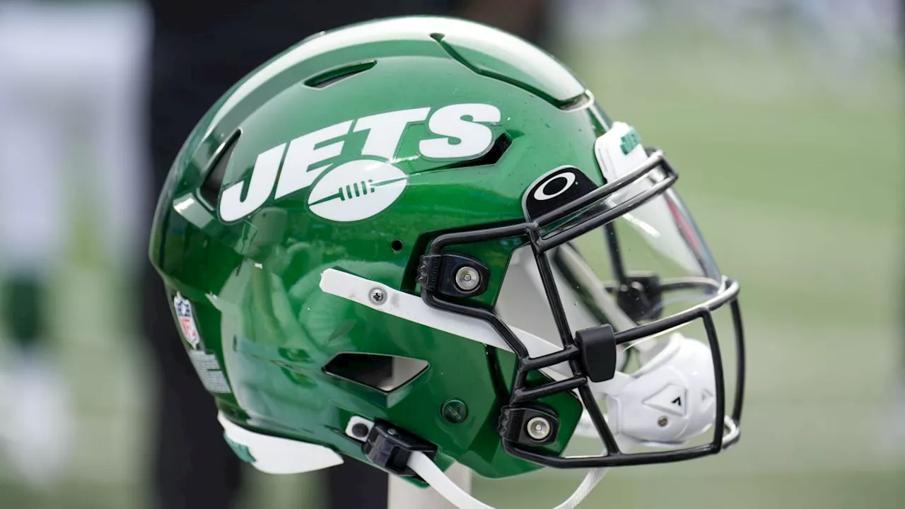 New York Jets Urged to Pursue Bizarre Trade with Dallas Cowboys