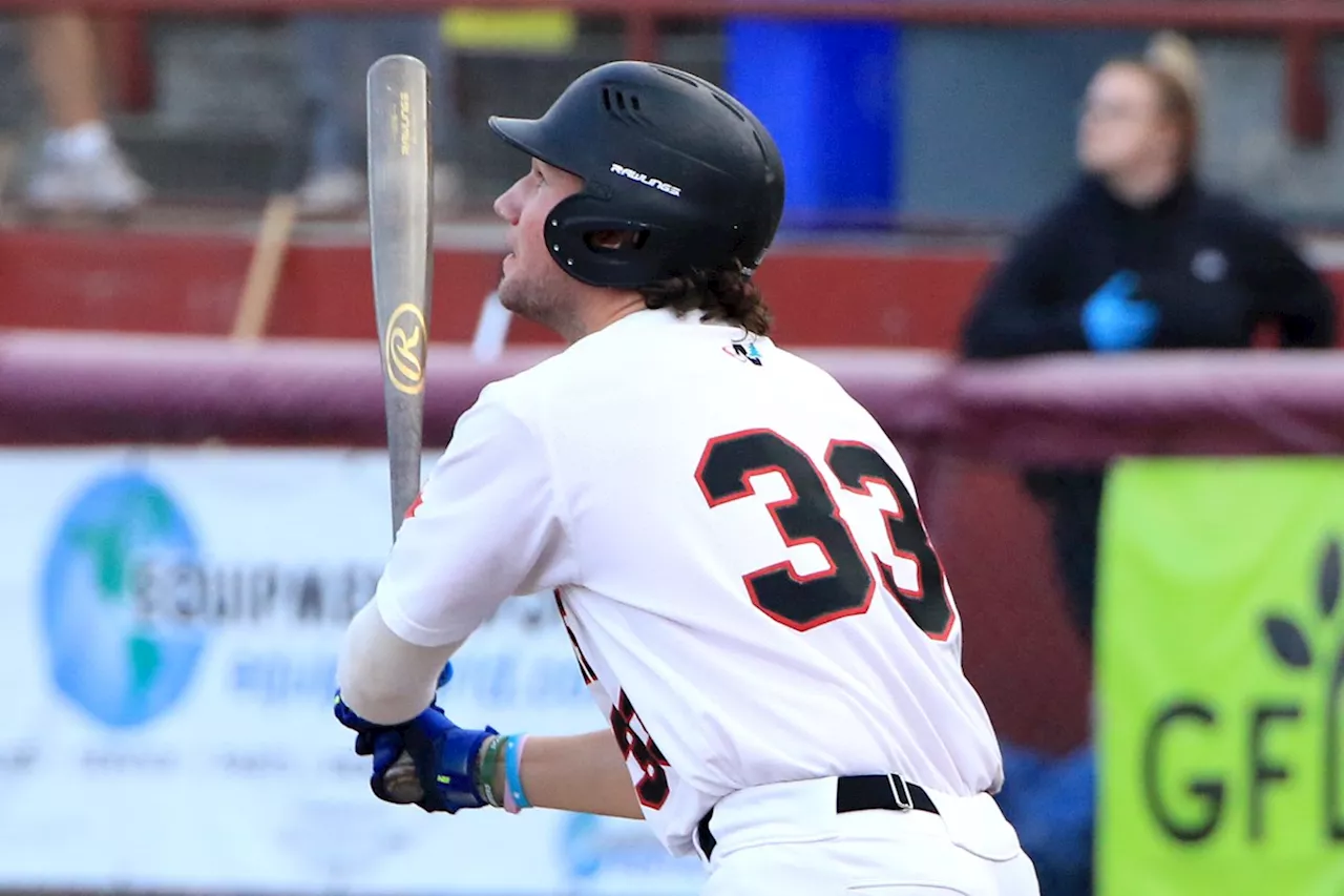 Iffrig goes deep in Border Cats win over La Crosse