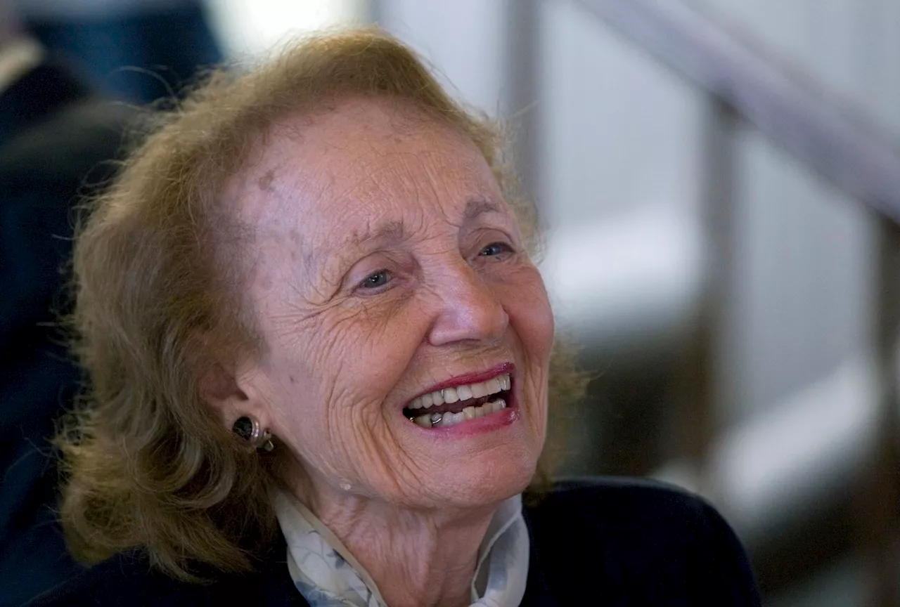 Mirta Díaz-Balart, wife of Fidel Castro before Cuban revolution, dies ...