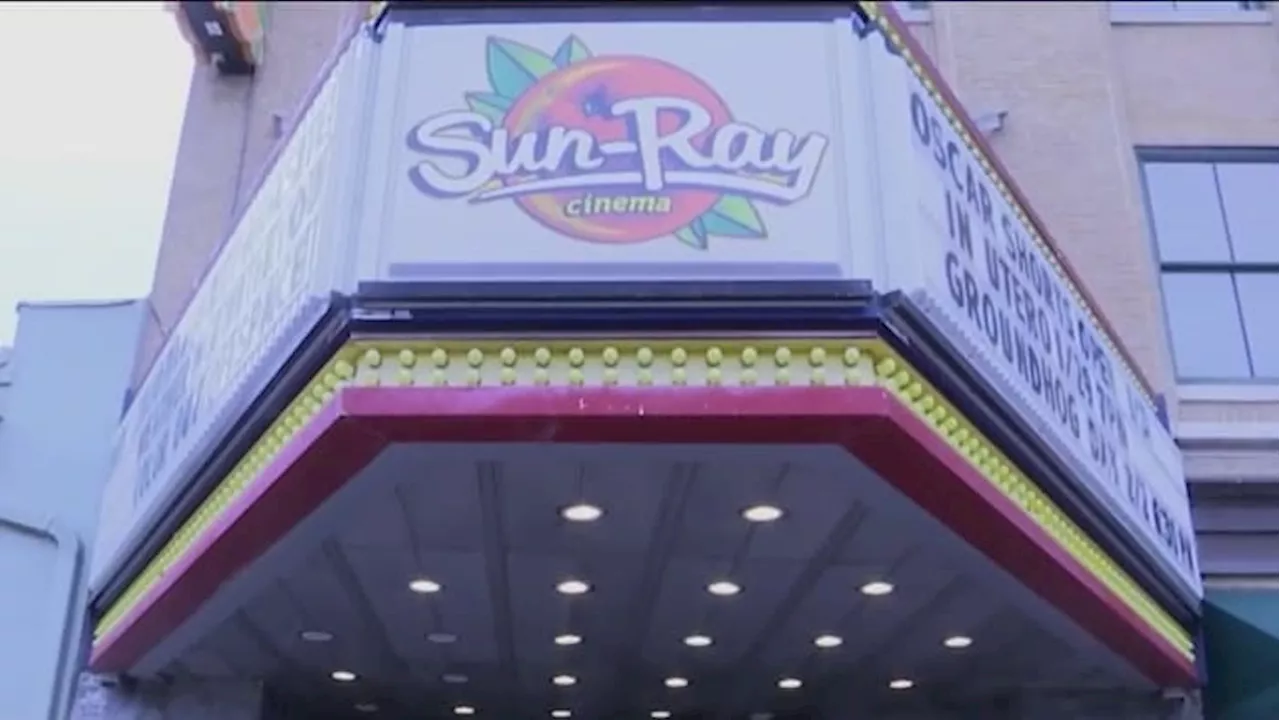 Community packs sold out shows for Sun-Ray Cinema’s final night