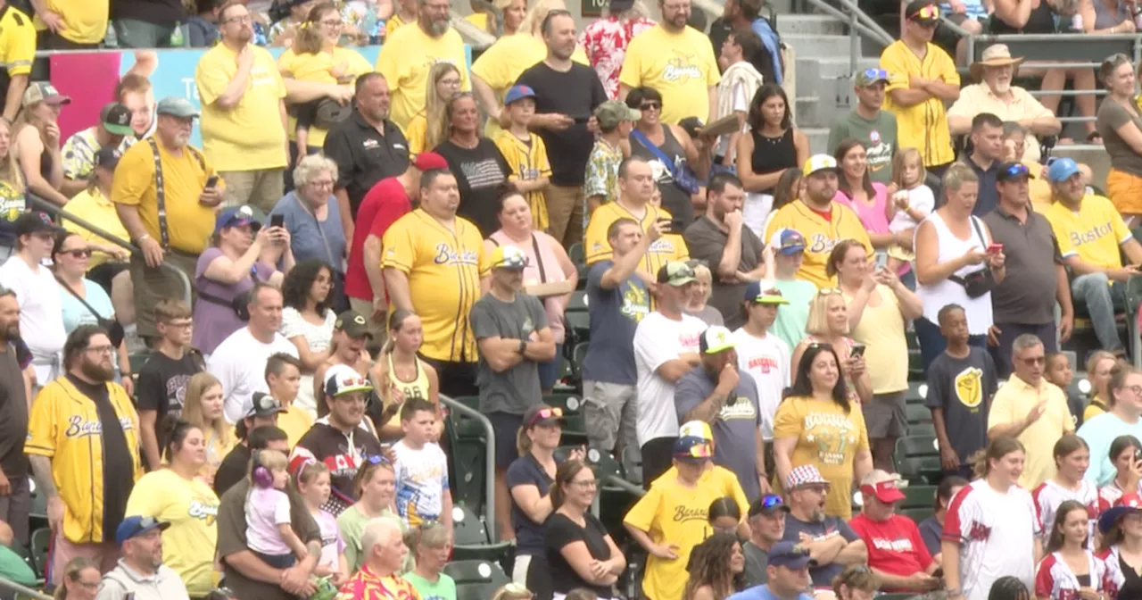 Family frustrated over lack of seating at oversold Savannah Bananas game