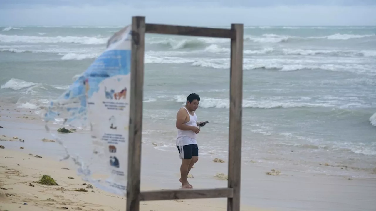 Texas coast braces for hit by Beryl, which is expected to regain hurricane strength