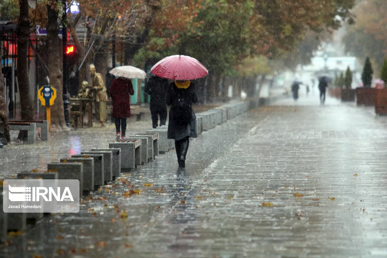 رگبار باران و رعدوبرق در اغلب مناطق کشور