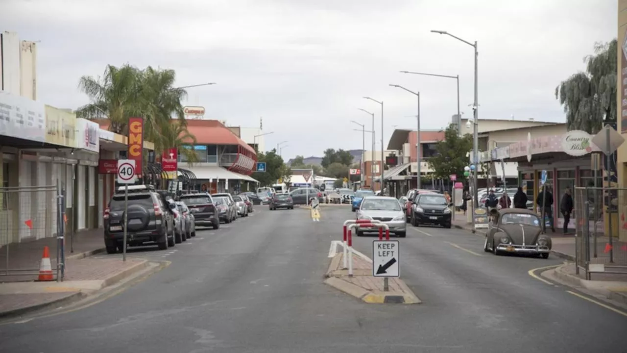 Curfew declared for Alice Springs for three nights after weekend of violent crimes