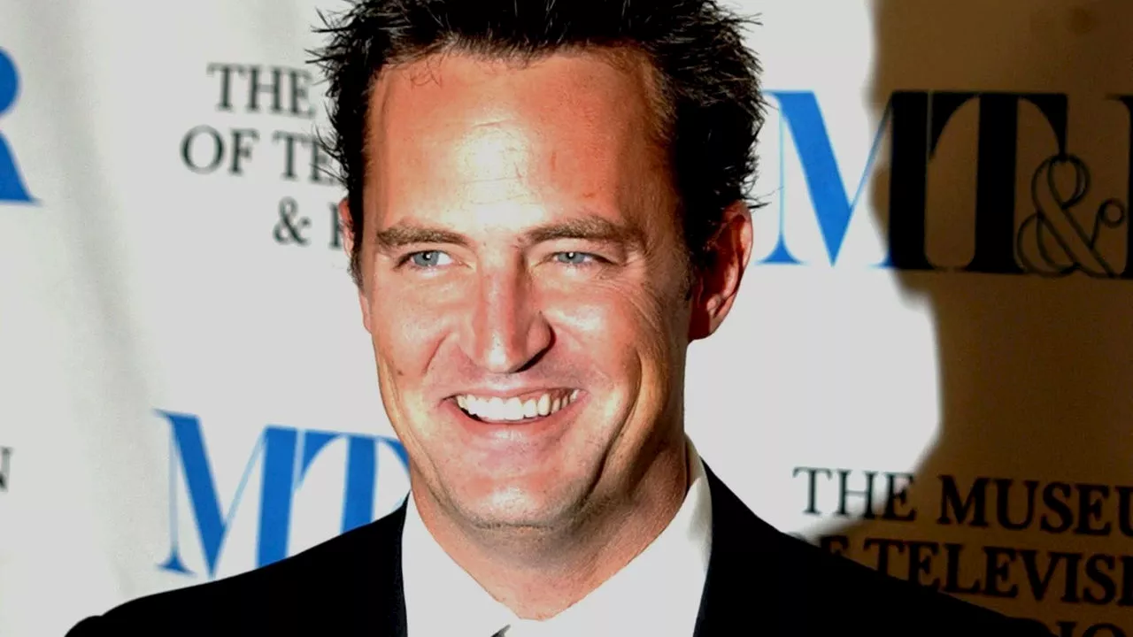Novedades sobre la muerte de Matthew Perry, la investigación podría salpicar a una segunda mujer famosa