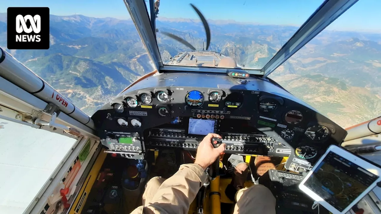 Agricultural flying provides skillset for international firebombing pilots as Aussies head to European summer