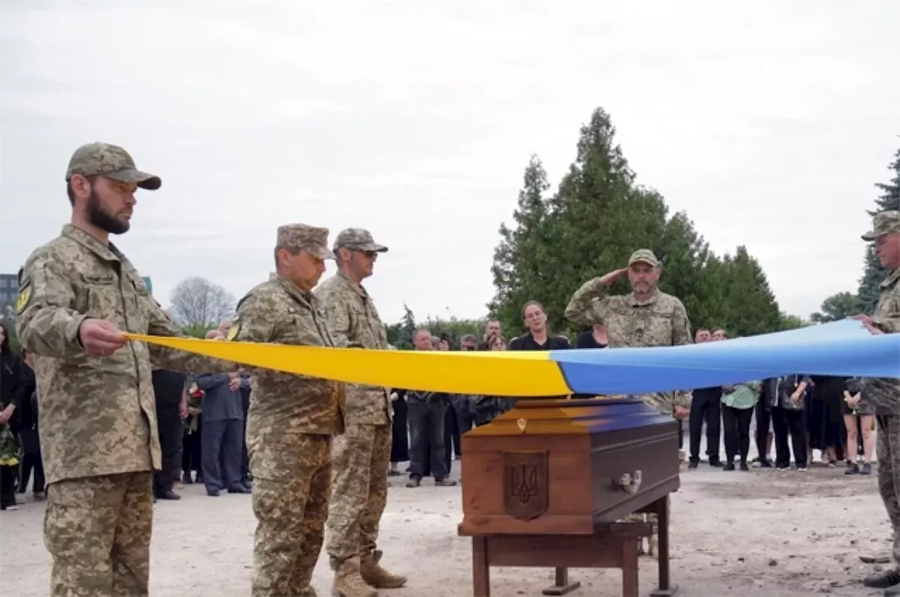 Нациста запаяли в цинковый гроб, чтобы не вонял. Сводка СВО на утро 8 июля