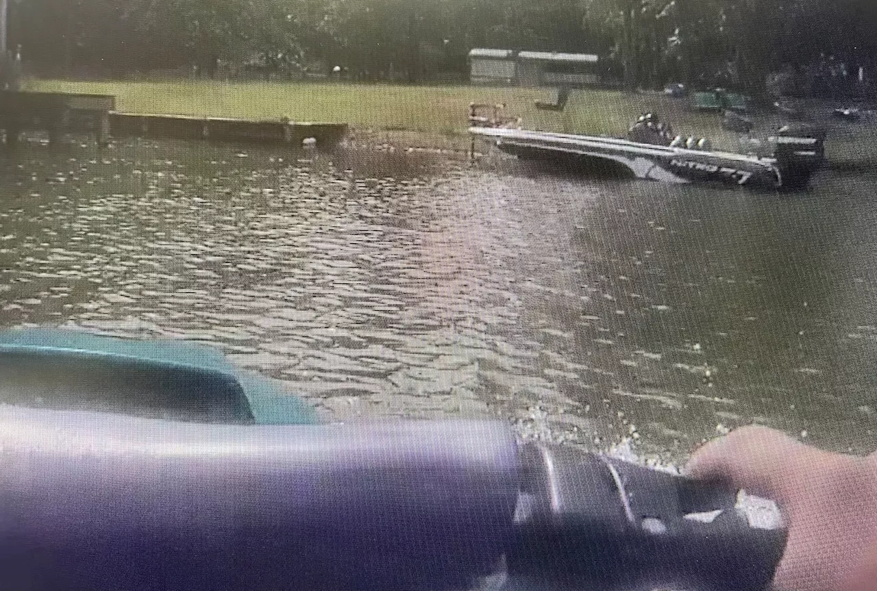 Burglary suspect nabbed after police chase on Alabama lake; deputies used borrowed jet skis in pursuit