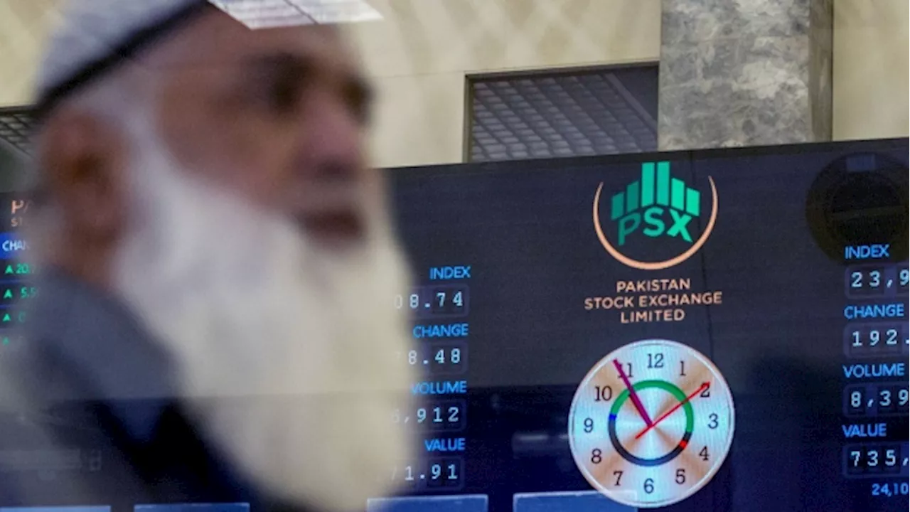 Pakistan Stock Exchange Trading Halts After Fire at Building