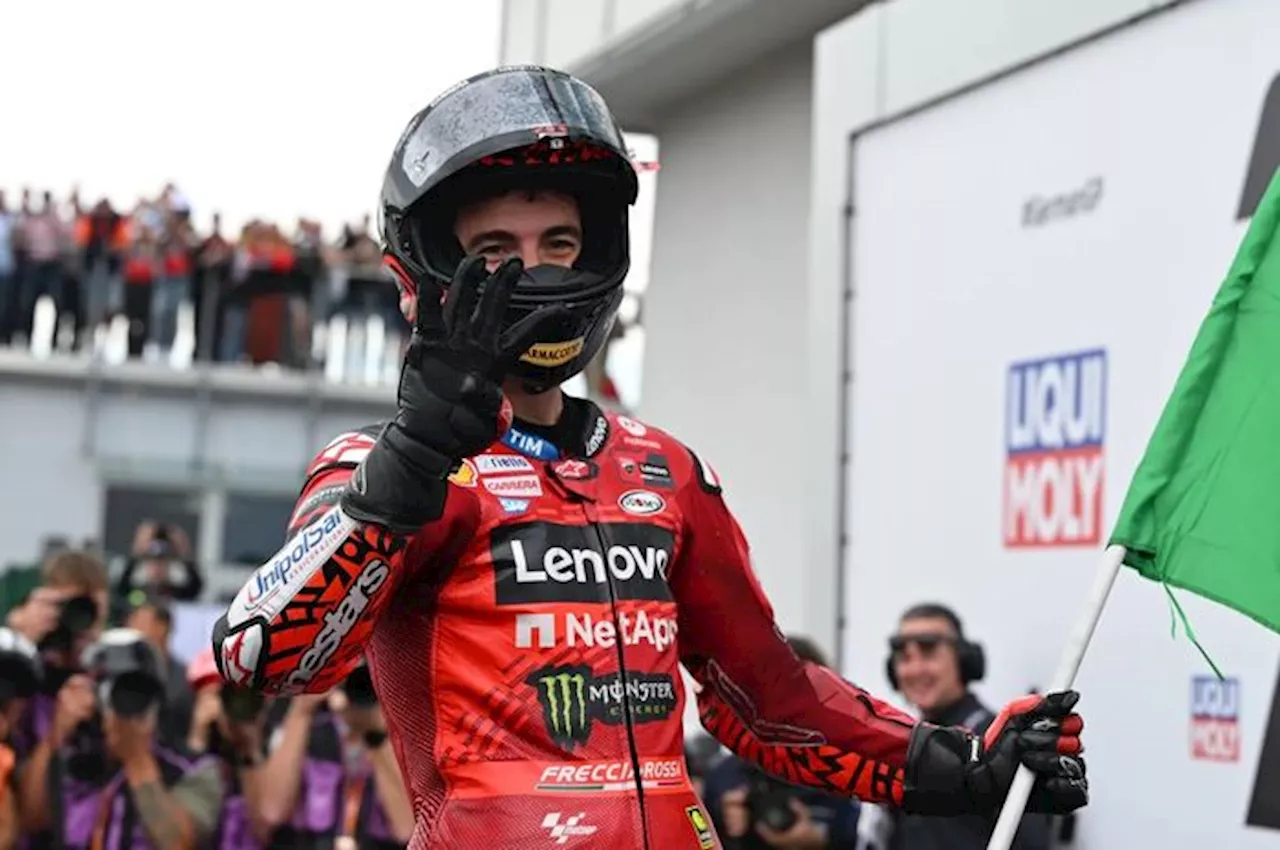 Musim Panas Sempurna Pecco Bagnaia, Naik ke Puncak Klasemen MotoGP dan Juga Naik ke Pelaminan