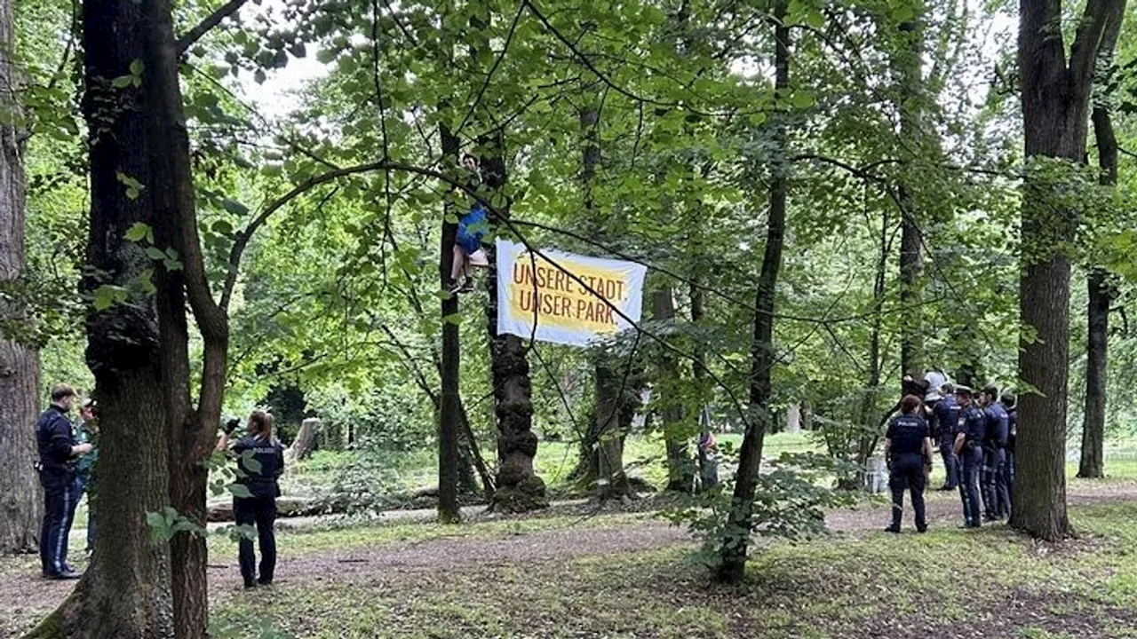 Park-Bäume besetzt: Protest gegen Gloria von Thurn und Taxis