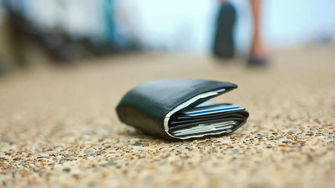 I lost my wallet. Here's what experts say I should do to protect my identity and money