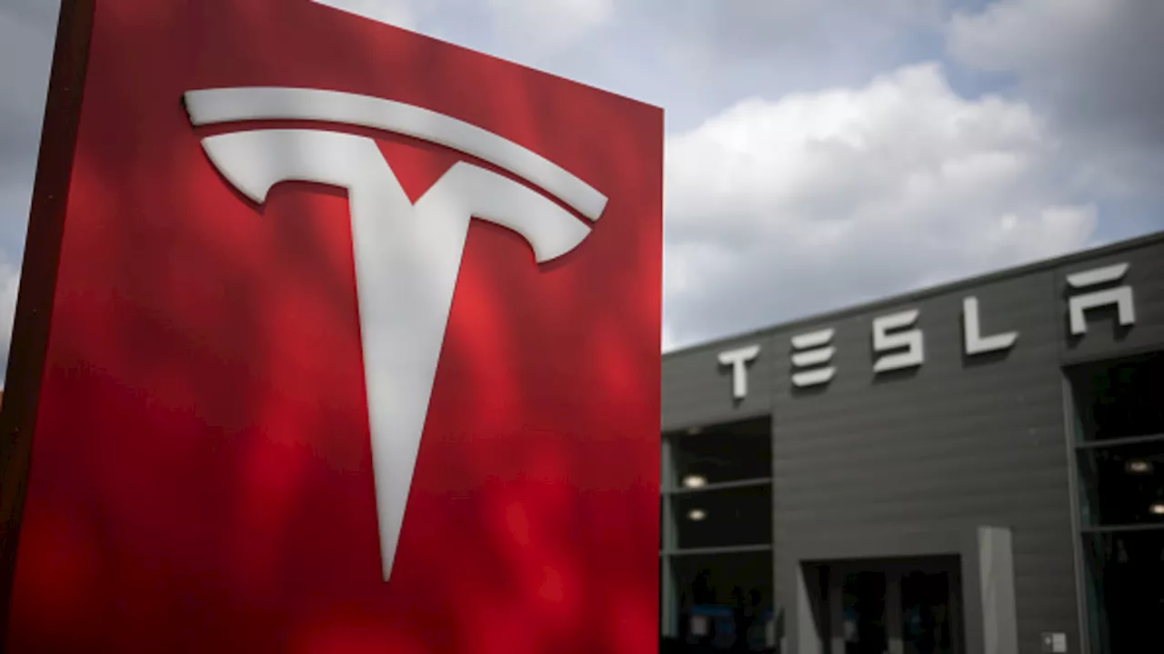 Jim Cramer says Tesla soared on a short squeeze, questions ServiceNow sell call