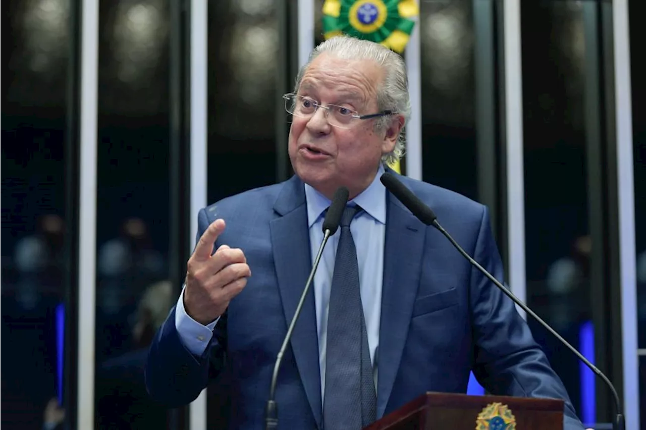 “A primeira grande fake news no Brasil foi o mensalão”, diz José Dirceu