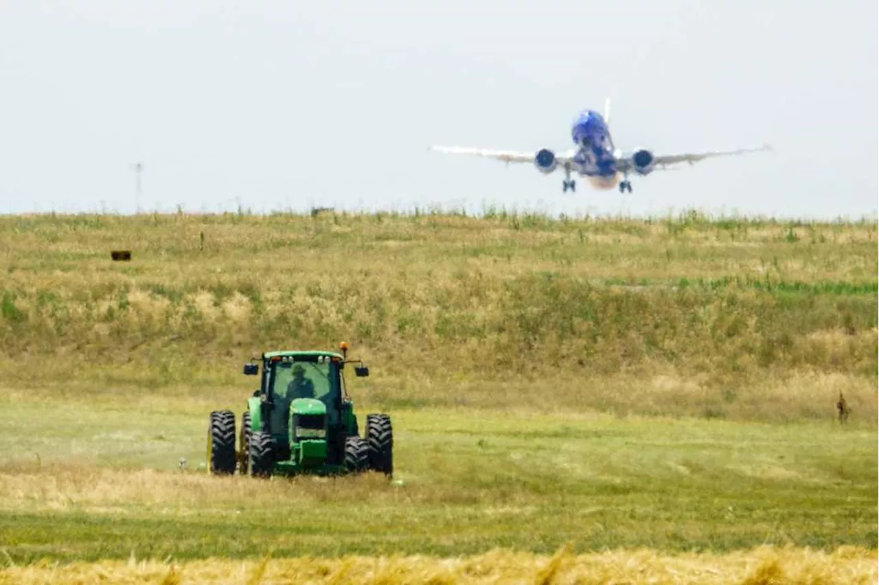 Members-only auto racing track proposed on 600 acres near DIA