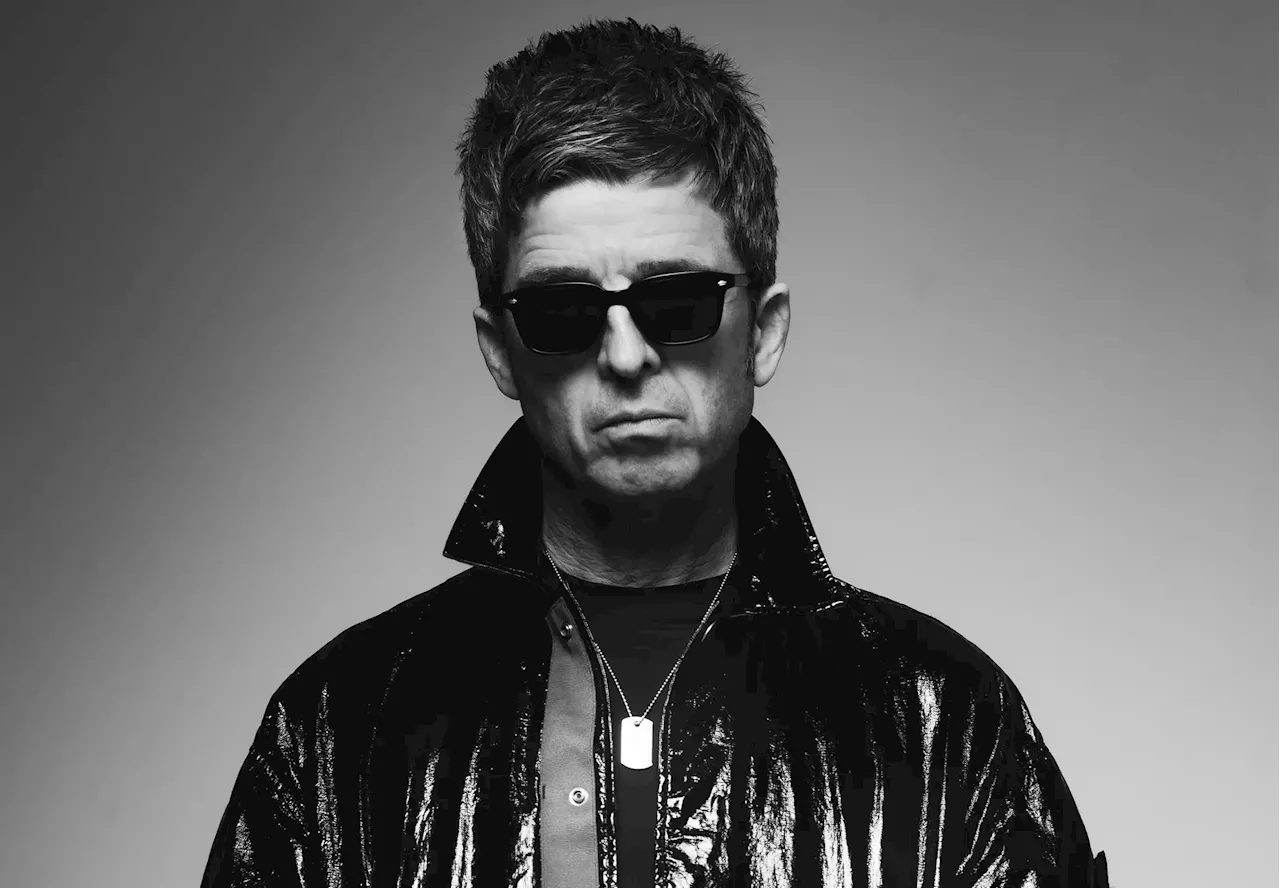 Noel Gallagher ‘dispara’ contra Dave Grohl: “Estive um metro dele a ver LCD Soundsystem. Não lhe falo, ele é amigo do meu irmão”