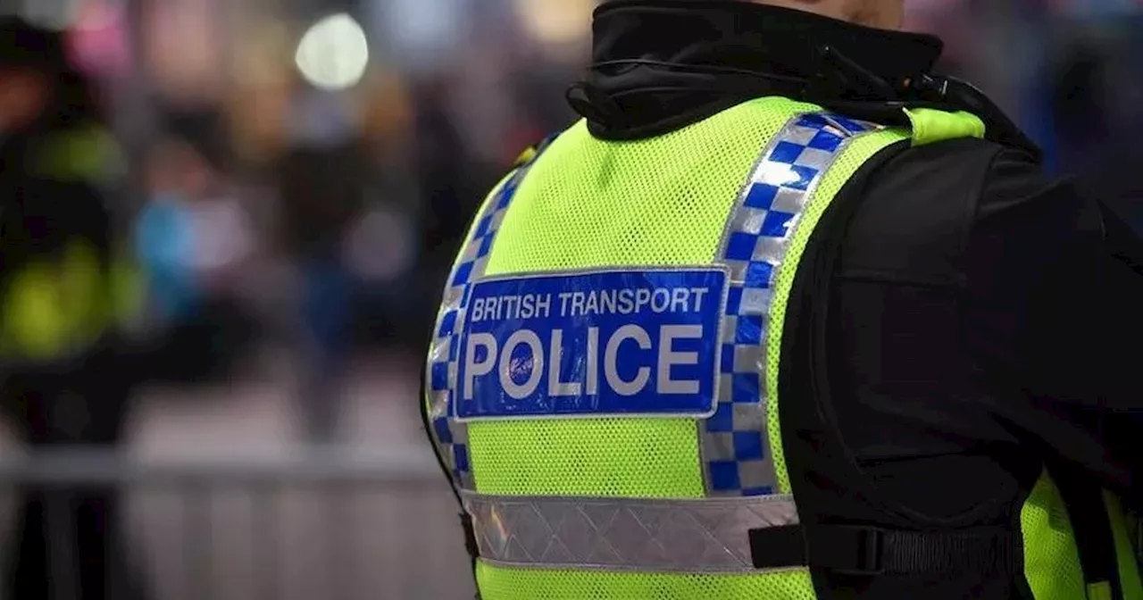 Four-year-old on Glasgow Queen Street train 'threatened by woman'