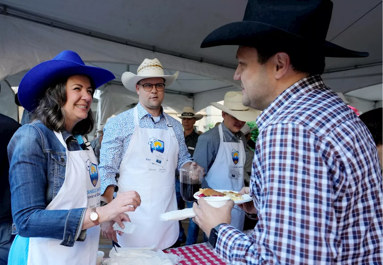 Danielle Smith dons apron for her second premier’s Stampede breakfast