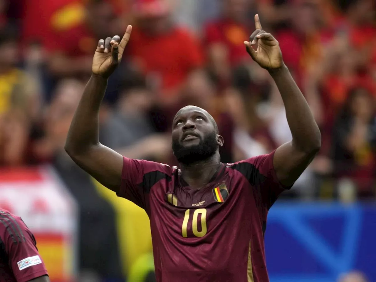 Calciomercato, tra colpi e sogni: sfida italiana per Lukaku, la Juve studia il piano per Koopmeiners