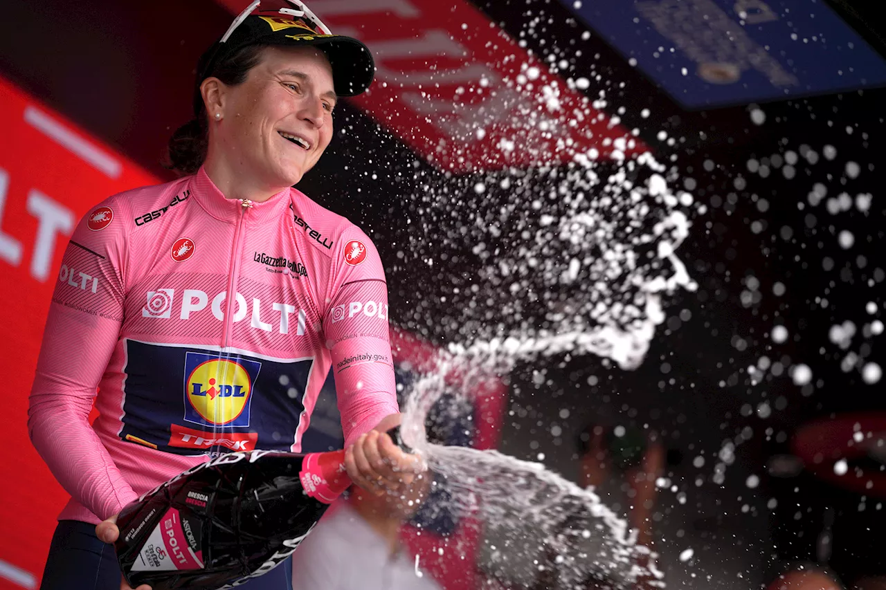 La prima Maglia Rosa del Giro d'Italia Women 2024 è di Elisa Longo Borghini