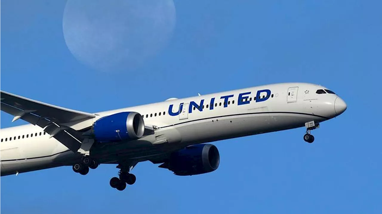 Самолет United Airlines потерял колесо во время взлета