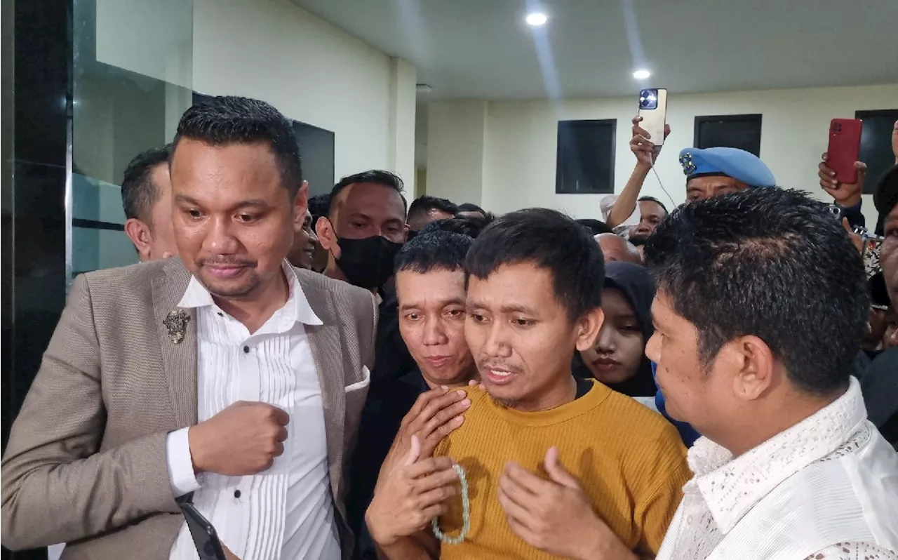 Bebas dari Tahanan Polda Jabar, Pegi Setiawan Sebut Nama Jokowi dan Prabowo