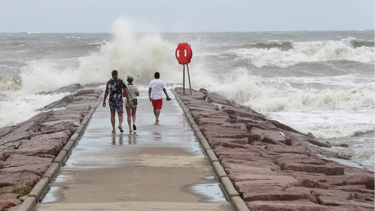 Beryl makes landfall in Texas as a Category 1 hurricane, knocking out power