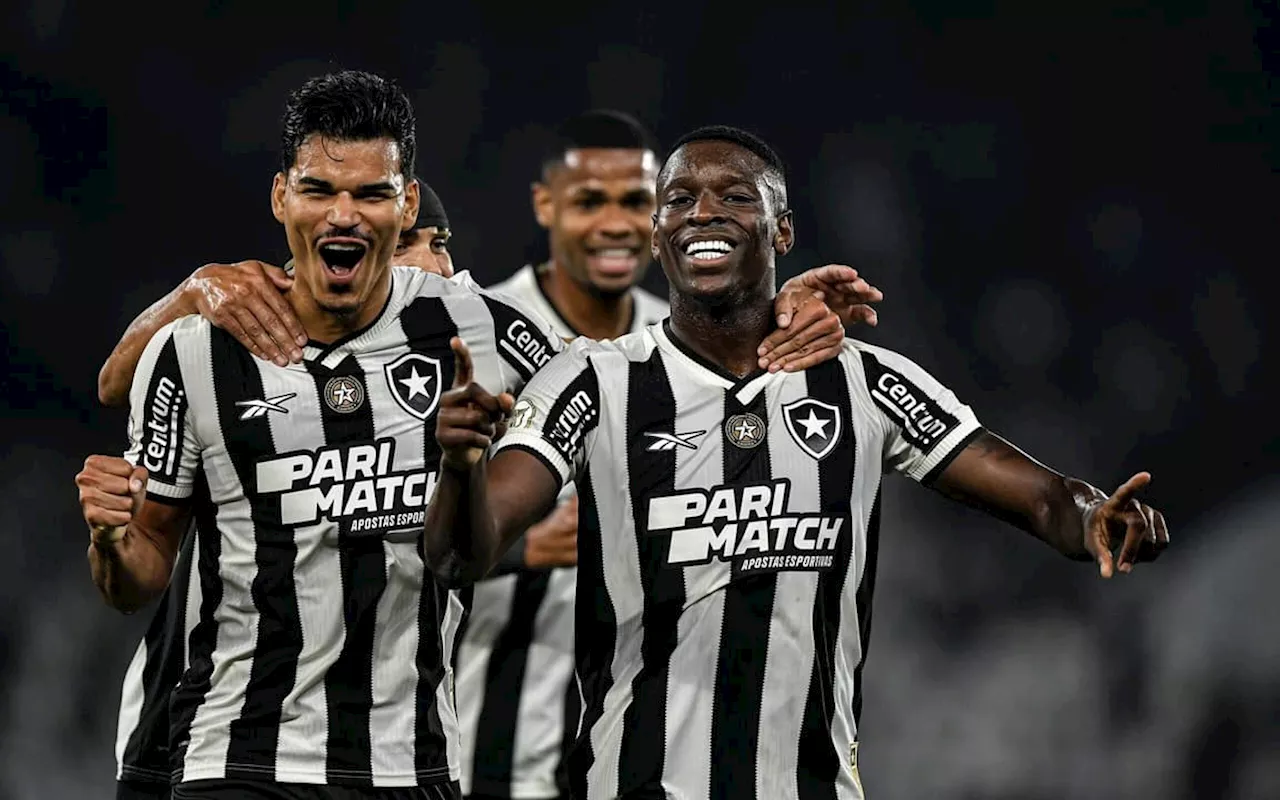 Botafogo vence o Atlético-MG e mantém disputa acirrada no topo da tabela