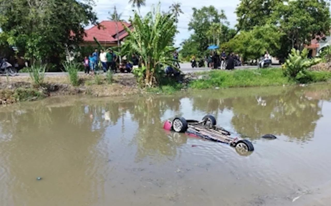 Family of three narrowly escapes drowning after car plunges into river in Kangar, says Perlis Fire Dept