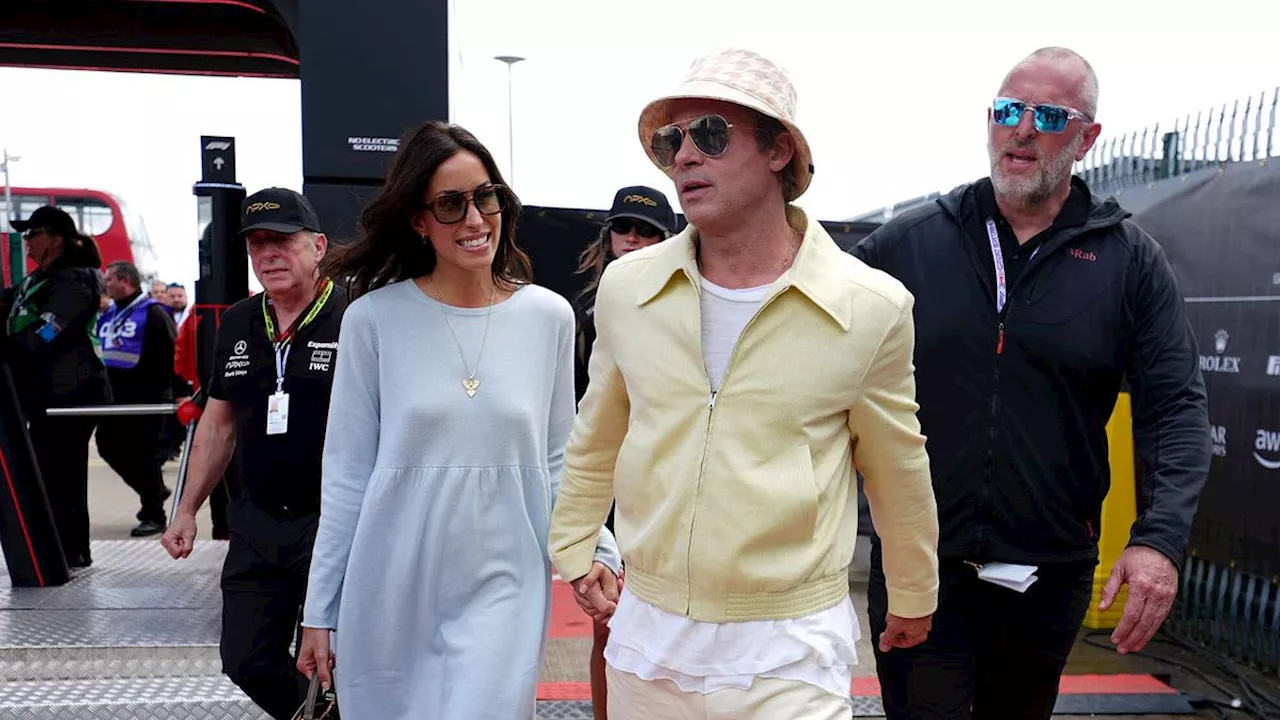 Brad Pitt e Ines de Ramon mano nella mano al GP di Gran Bretagna