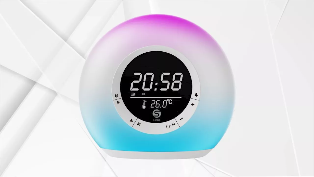 Misik y su más innovadora bocina con reloj y luz LED