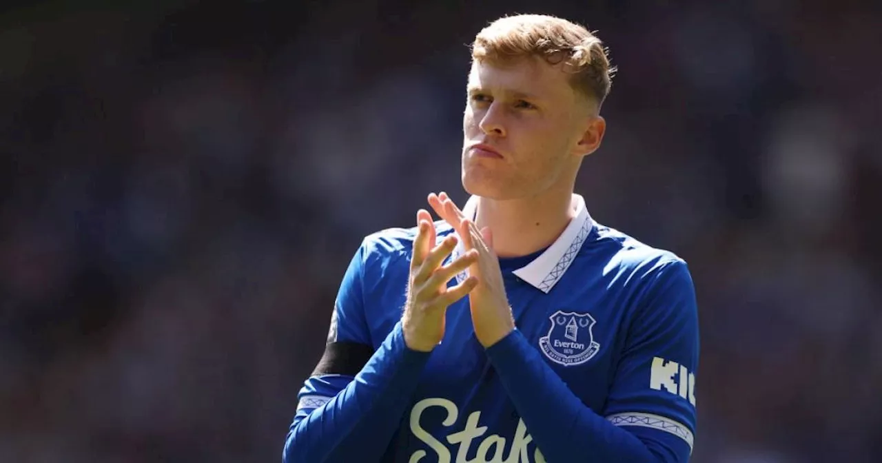 Manchester United make improved second bid for Everton star Jarrad Branthwaite