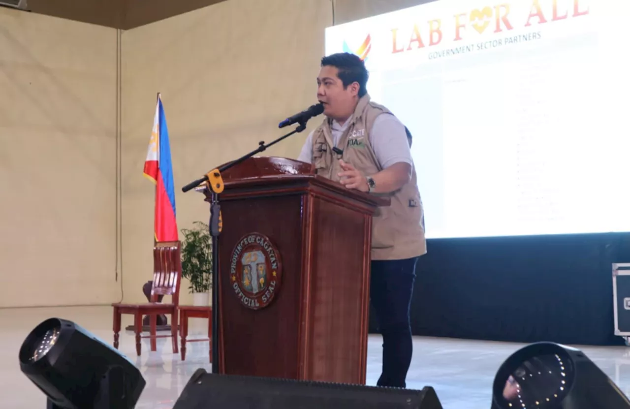 FDA DG Zacate Assists Small Businesses with BBMSME Program, Joins First Lady in Tuguegarao