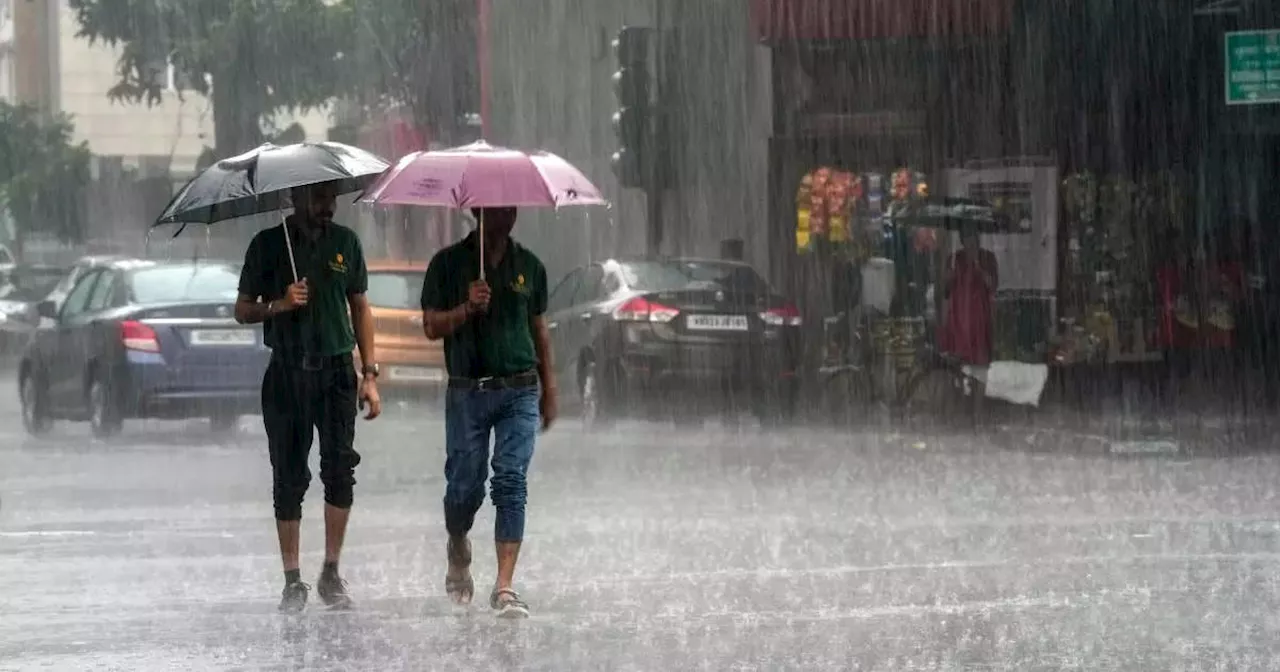 Weather Alert: बारिश, बाढ़ और भूस्खलन का खतरा, देशभर में मौसम का ये कैसा हाल?