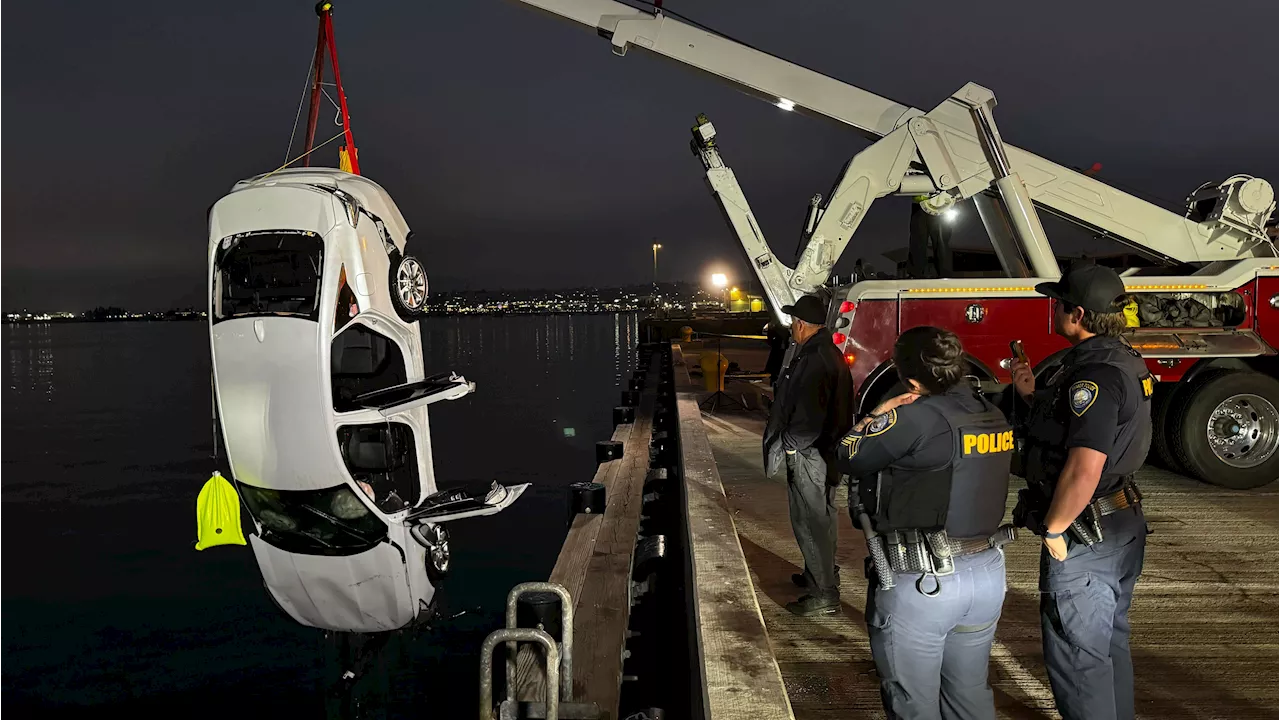 Driver of vehicle pulled from San Diego Bay may be tied to La Jolla stabbing: Police