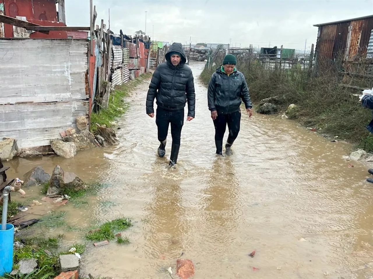 At least 15 000 people affected by Western Cape storms, Gift of the Givers estimates