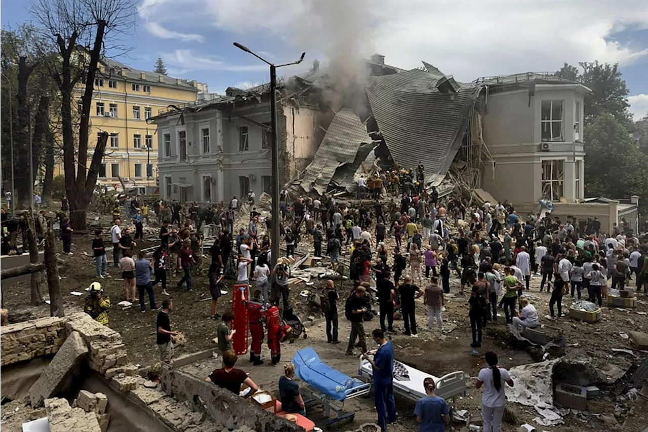 Russian daytime attack on Ukraine kills at least 20, hits children's hospital in Kyiv