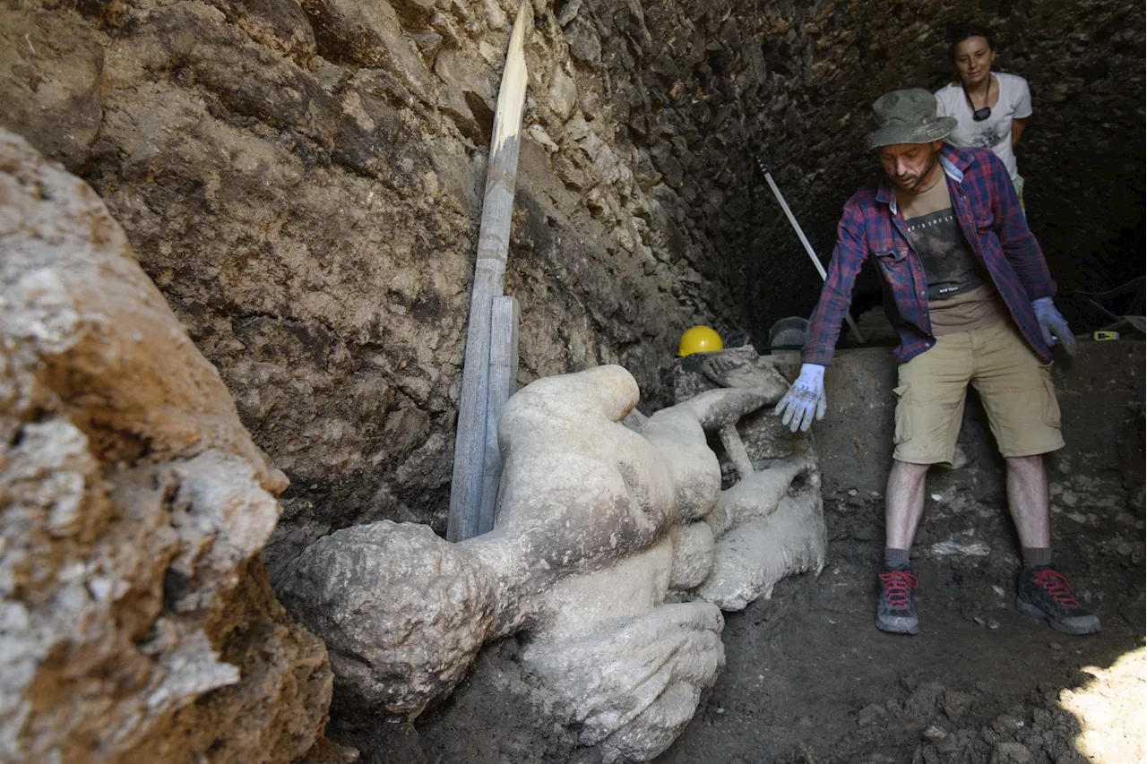 Rare Ancient Marble Statue Uncovered in City Devastated by Earthquakes