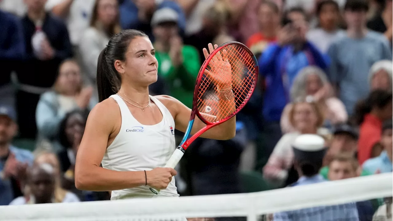 Emma Navarro has defeated Coco Gauff in a Wimbledon upset