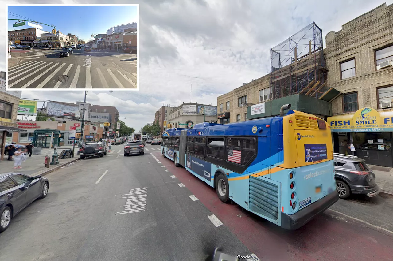 Teen girl stabbed during fight with older woman on MTA bus in NYC: cops