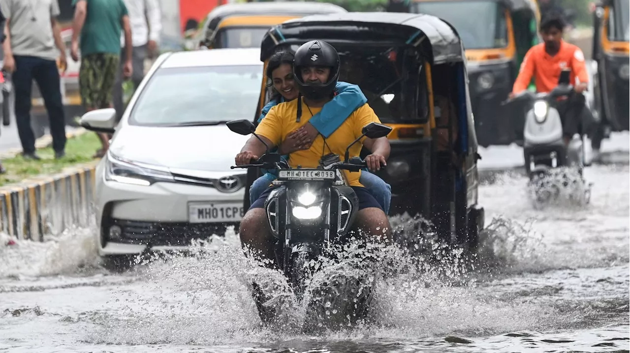 Inde : d'intenses orages de mousson provoquent des inondations et font dix morts foudroyés