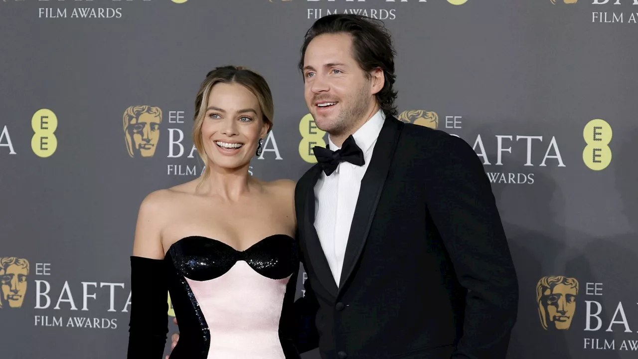 Margot Robbie pregnant with first child