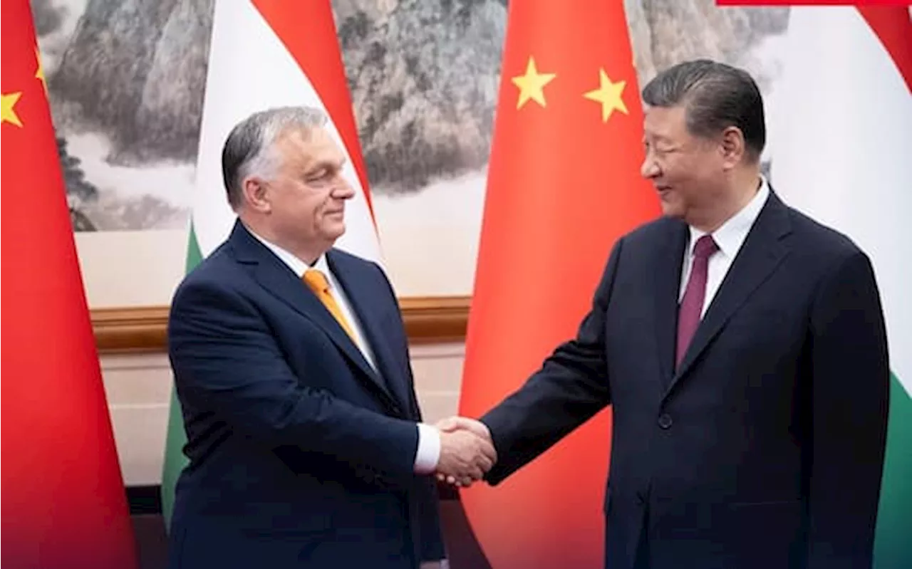 Orban da Xi Jinping: “Cina ha ruolo chiave per pace tra Kiev e Mosca”