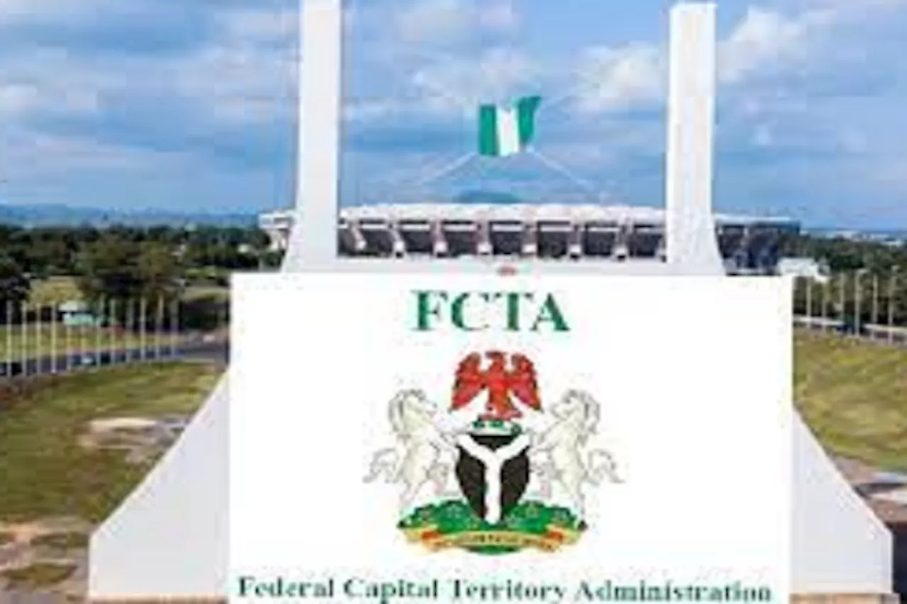 Subsidy removal, insecurity: Man threatens suicide in Abuja