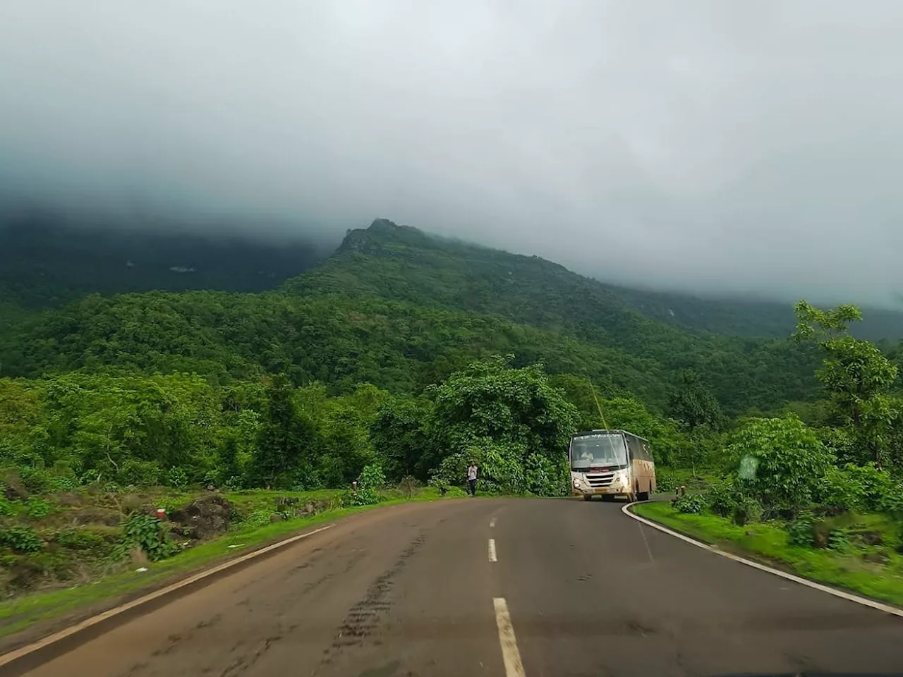 सातारा कोल्हापूर जिल्ह्यातील घाटमाथ्यावर रेड अलर्ट; पाऊस धुमशान घालणार