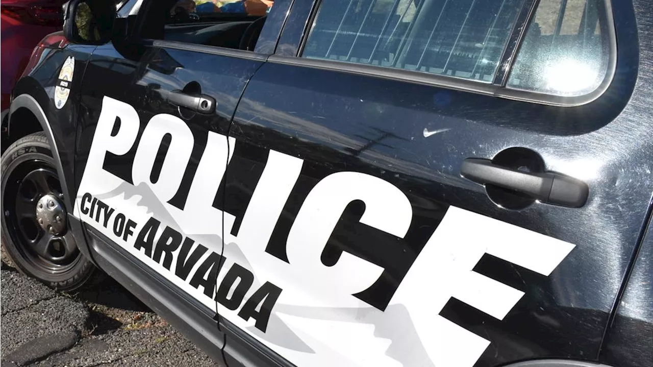 Arvada police see troubling trend: Burglaries in homes where doors ...