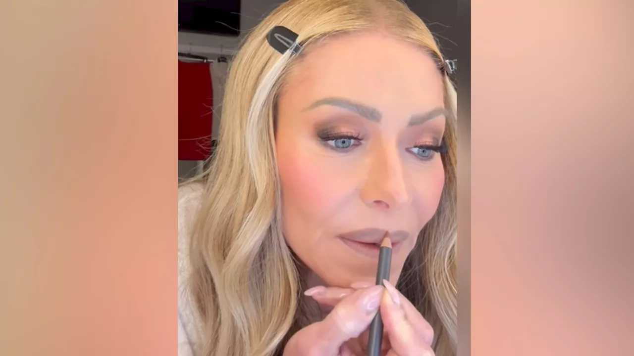 Kelly Ripa shares lipstick trick she learned on Instagram: 'Didn't get fillers'