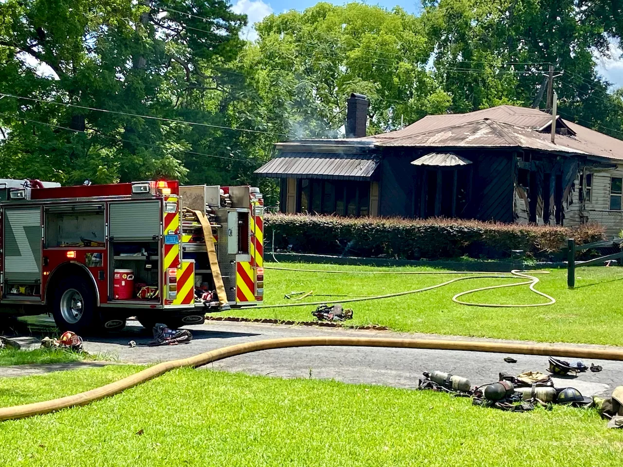 77-year-old ID’d as Birmingham man killed in fire at Ensley home